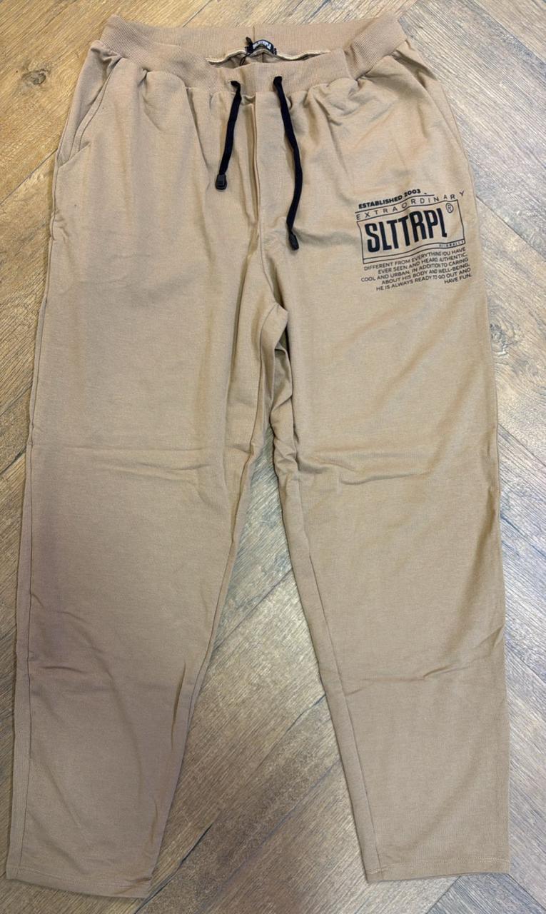 Calça de moletinho, Salto Triplo