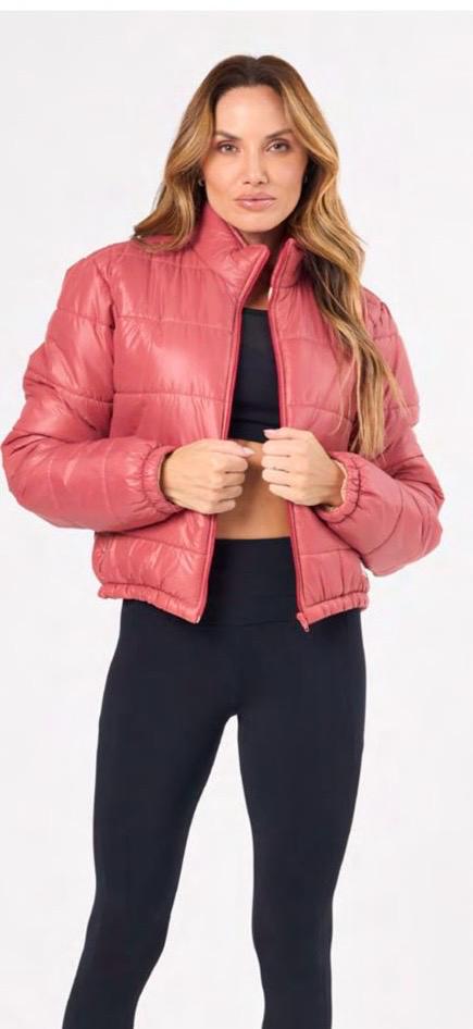 Jaqueta de fibra puffer repelente, Salto triplo
